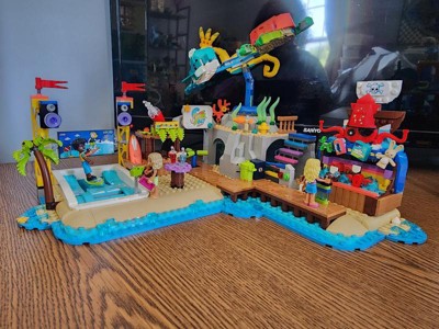 LEGO Friends 41737 - Le Parc d'Attractions à la Plage, Jouet de  Construction Avancée, avec Manège et Machine à Vagues et Figurines Dauphin,  Tortue, Hippocampe pas cher 