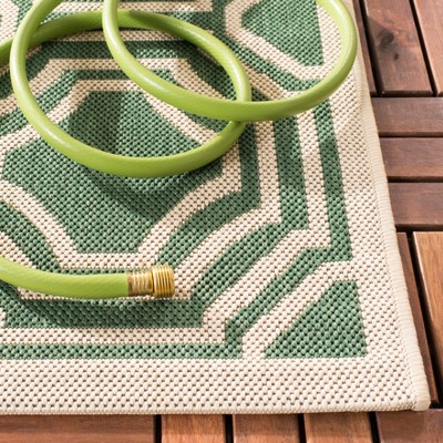 Green Geometric Low Pile Indoor/Outdoor Area Rug