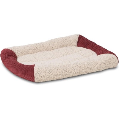Barn Red and Cream Faux Lambswool Self-Warming Pet Mat, 20.5 x 14