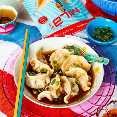 MiLa Potsticker Dumpling Chicken with sauce - 10.9oz
