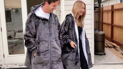 Red and Black Plaid Sherpa Fleece Reversible Throw Blanket