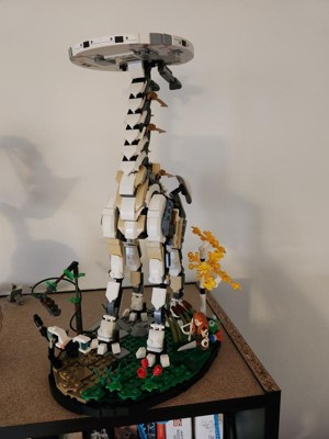 LEGO's Horizon Tallneck Set Is Impressively Tall and Fun to Build