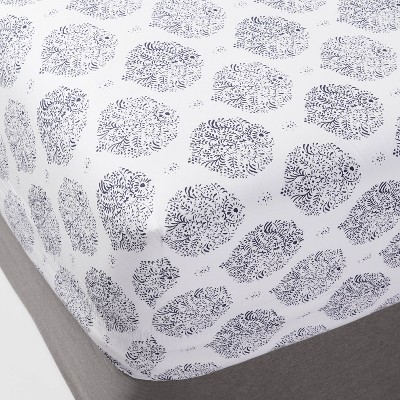 King 300 Thread Count Ultra Soft Printed Fitted Sheet Paisley - Threshold™