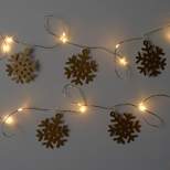 30ct Gold Snowflake Dew Drop Battery Operated LED Christmas String Lights with Timer Warm White with Silver Wire - Wondershop™
