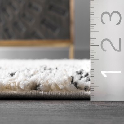 Off-White Diamond Shag Reversible Runner Rug, 2' 8" x 6'