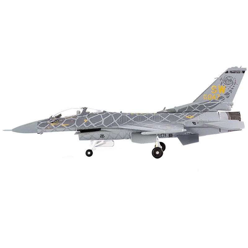 Lockheed Martin F-16C Fighting Falcon Fighter Aircraft "Viper Demo Team" (2021) US Air Force 1/144 Diecast Model by JC Wings, 2 of 5