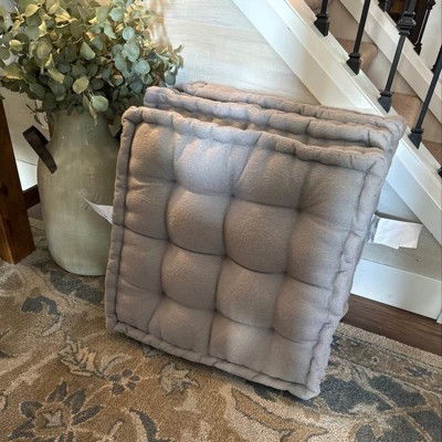 Oversized Floor Or Throw Pillow Square Luxury Plush- Shag Faux Fur Glam  Decor Cushion For Bedroom Living Room Or Dorm By Hastings Home (grey) :  Target