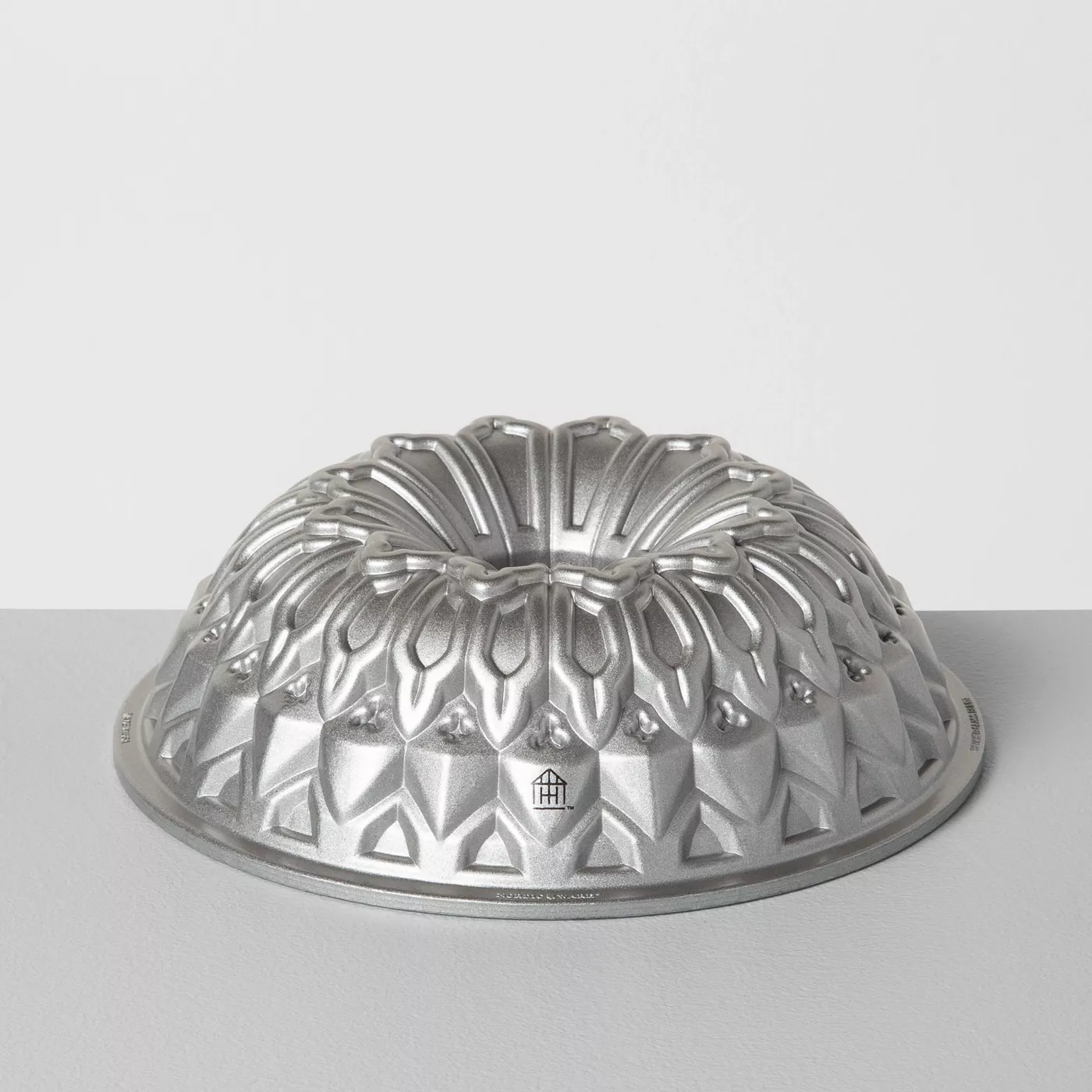 9 Cup Bundt Pan - Hearth & Hand™ with Magnolia - image 1 of 4