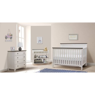 Farmhouse White and Chocolate 4-in-1 Convertible Crib Set