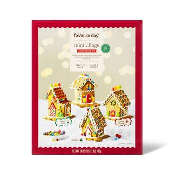 Holiday Mini Village Gingerbread House Kit - 28oz - Favorite Day™