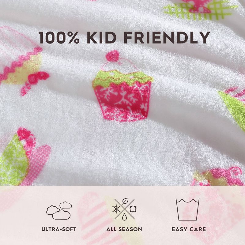 50&#34;x60&#34; LA Kids&#39; Sweet Treat Ultra Soft Plush Throw Blanket Pink - Laura Ashley, 3 of 8