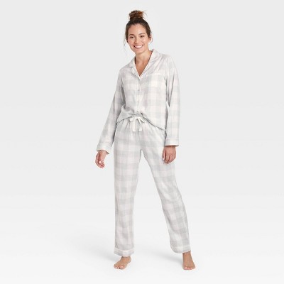 Women's Perfectly Cozy Plaid Flannel Pajama Set - Stars Above™ Gray S