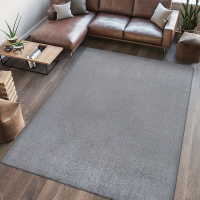 Gray 3' x 5' Solid Synthetic Machine-Washable Area Rug