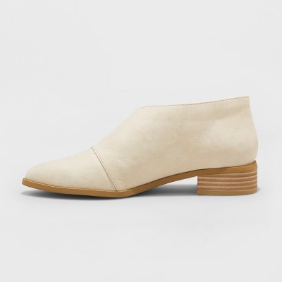 Wenda cut hotsell out booties