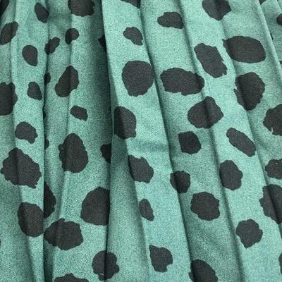 green dots