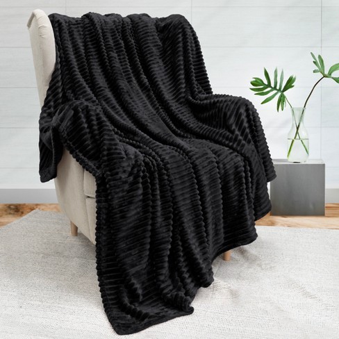 PAVILIA Super Soft Fleece Flannel Ribbed Striped Throw Blanket Luxury Fuzzy Plush Warm Cozy for Sofa Couch Bed Black Throw 50x60