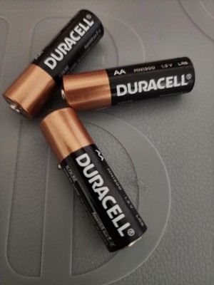 Duracell Coppertop AA Batteries with Power Boost Ingredients, 10 Count Pack  Double A Battery with Long-lasting Power, Alkaline AA Battery for