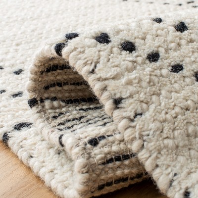 Ivory and Black Hand-Tufted Wool Shag Rug, 4' x 6'