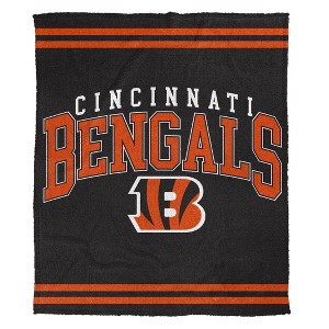NFL Cincinnati Bengals Vintage Arch Cozy Knit Throw Blanket - 1 of 1
