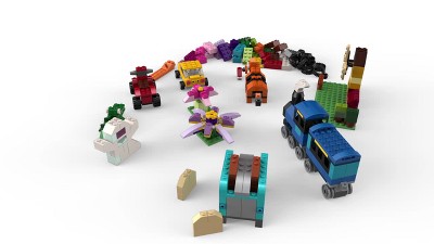 LEGO® Medium Creative Brick Box 10696 | Classic | Buy online at the  Official LEGO® Shop US