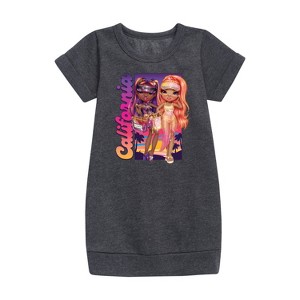 - Rainbow High - California Graphic Short Sleeve Fleece Dress - 1 of 3