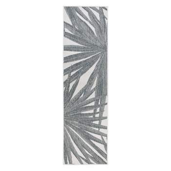 World Rug Gallery Tropical Leaves Nature Inspired Reversible Indoor/Outdoor Area Rug