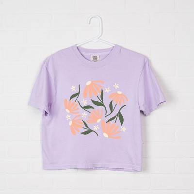 Simply Sage Market Women's Pink Daisies Short Sleeve Relaxed Fit Cropped Tee