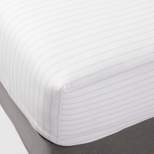 300 Thread Count Ultra Soft Fitted Sheet - Threshold™