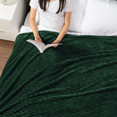 Emerald Green Ribbed Fleece Throw Blanket, 50 x 60 Inches