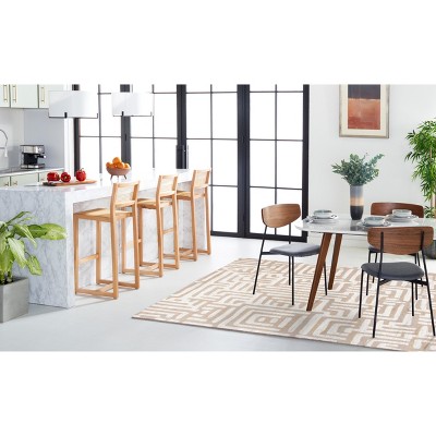 Multicolor Geometric Synthetic 4' x 6' Easy Care Rug