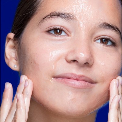 night relaxing deep cleansing face wash español