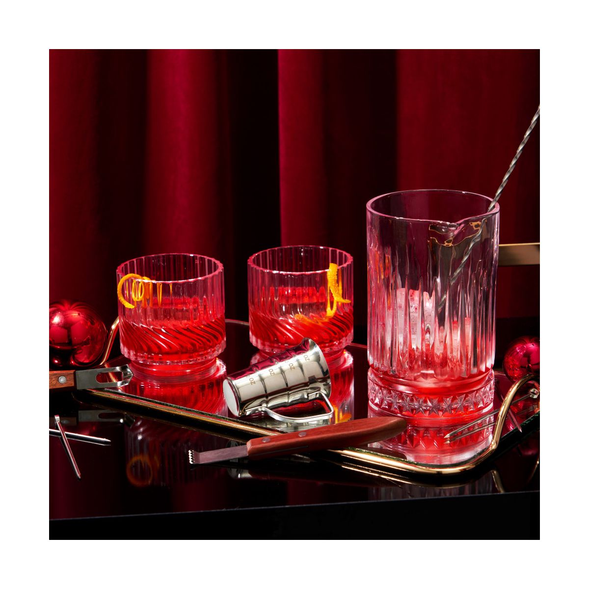 Viski Pedestal Crystal Mixing Glass Perfect for Classic Stirred Drinks, Martini, Rum and Tequila Cocktails, Home Bar, Gifts for Cocktail Lovers, 23 oz - thumbnail 9