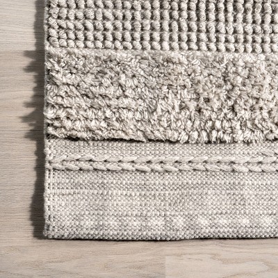 Cream Textured Synthetic 4' x 6' Rectangular Area Rug