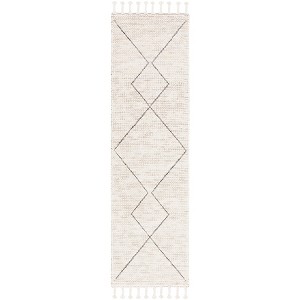 Casablanca CSB466 Handmade Woven Rug - Safavieh - 1 of 4