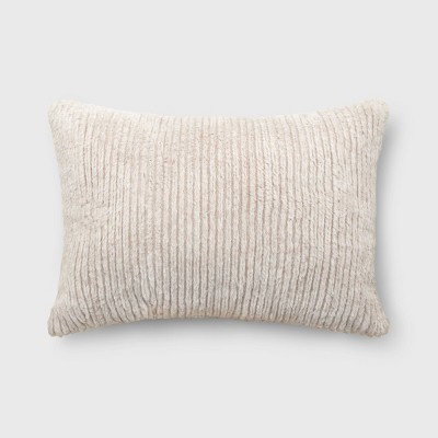 Beige decorative outlet pillows