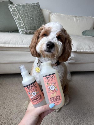 Mrs. Meyer's Clean Day No Rinse Fruit Scented Dog Shampoo - 8 fl