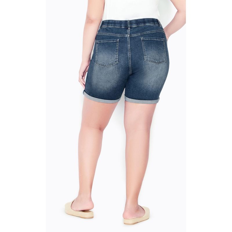 Women's Plus Size Giana Ripped Short - mid wash | AVENUE, 2 of 4