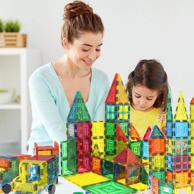 Multi-Color Magnetic Building Block Set with Car Bases