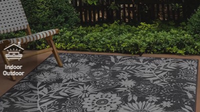 Tropical Gray Floral Reversible Flatwoven Synthetic Rug 7'10"x10'