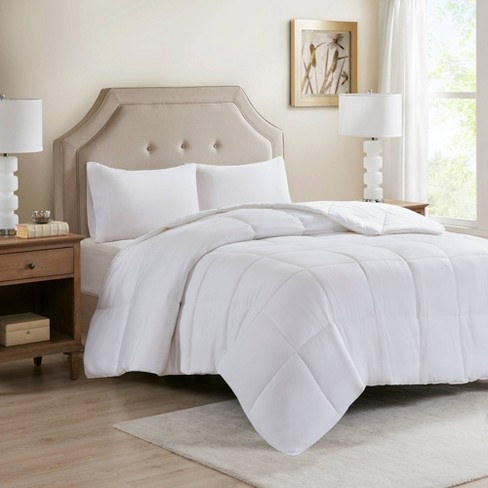 Besfor White Hotel Collection Luxury Down Alternative Quilted Queen Comforter White, Queen All Season -Plush Microfiber Fill Machine Washable -Stand Alone Comforter
