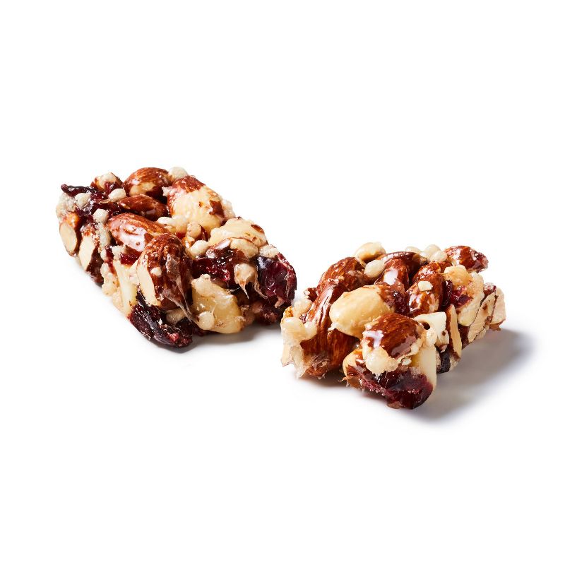 Almonds , Cranberries and Macadamia Fruit and Nut Bars - 5.6oz/4ct - Good &#38; Gather&#8482;, 5 of 6
