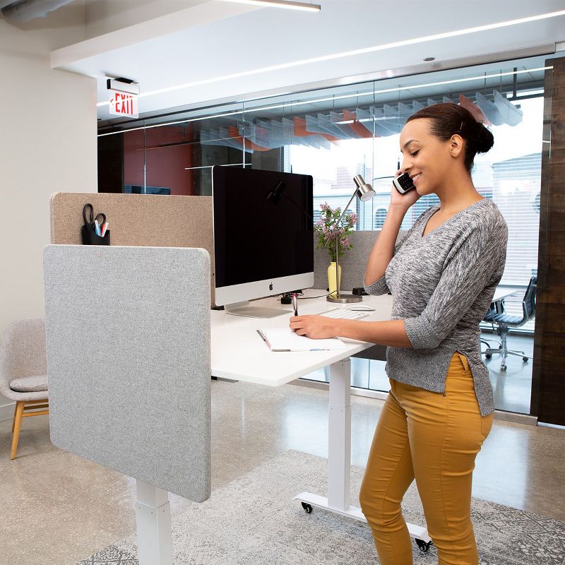 Stand Up Desk Store ReFocus Clamp-on Acoustic Desk Divider Privacy Panel that Reduces Noise and Visual Distractions, 3 of 5