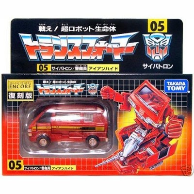 05 Ironhide Transformers G1 | Transformers Encore Action figures