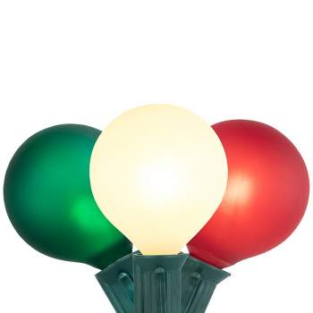 Northlight 10-Count Frosted Red, White and Green G50 Globe Patio Lights, 9ft Green Wire