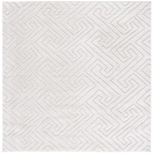 Tahoe Shag THO652 Power Loomed Indoor Rug - Safavieh - 1 of 4