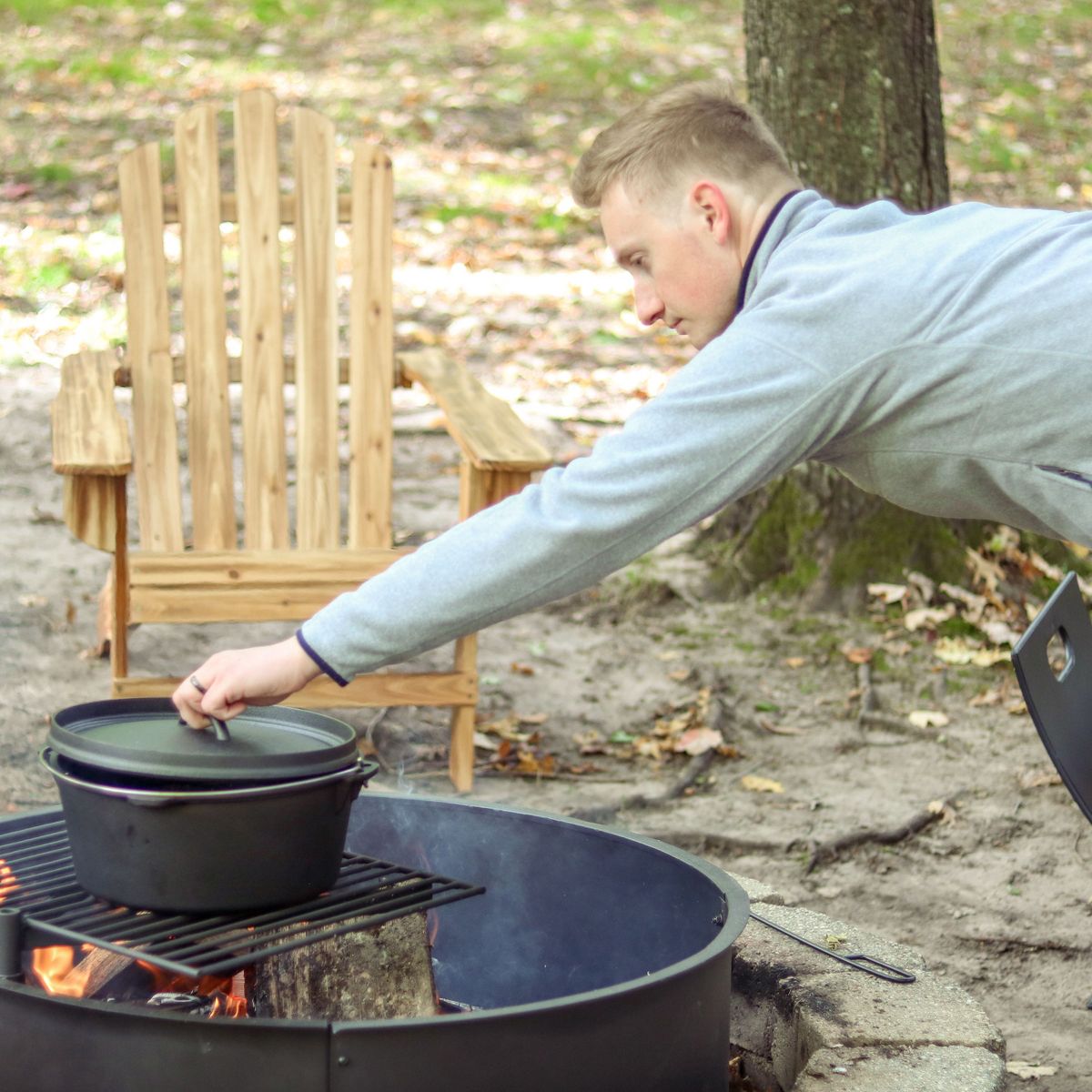 Sunnydaze Indoor/Outdoor Large Pre-Seasoned Cast Iron Dutch Oven Pot with Lid and Handle - 8 qt - Black - thumbnail 8