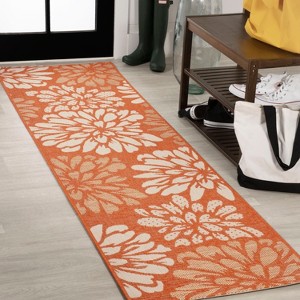 JONATHAN Y Zinnia Modern Floral Textured Weave Indoor/Outdoor Area Rug - 1 of 4