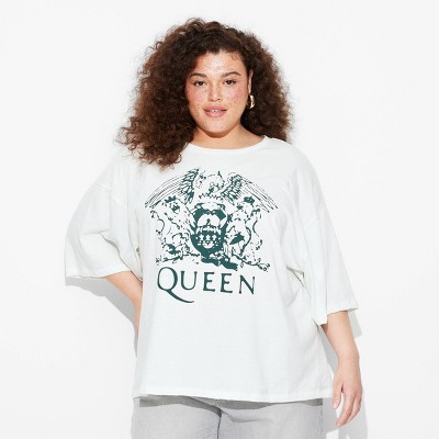 Women's Queen Emblem Oversized Short Sleeve Graphic T-Shirt - Light Gray 1X