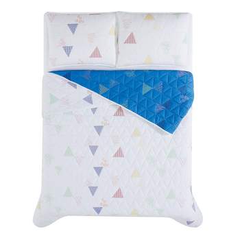 Crayola Triangle Embroidered Quilt Set White