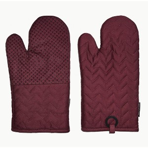 Home Mart Goods Burgundy Heat Resistant Thick Soft Quilted Lining Kitchen Oven Glove Mitts With Silicone Treatment - 1 of 4
